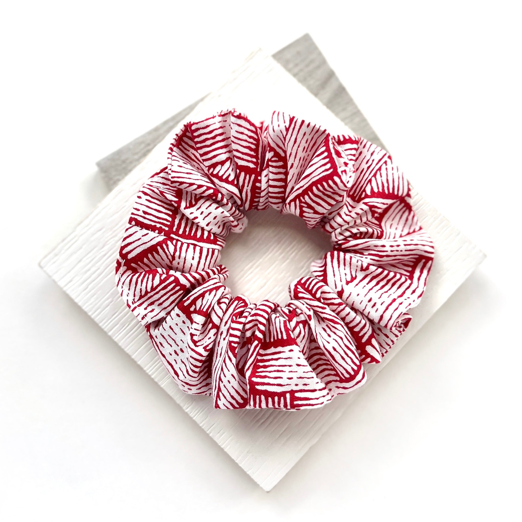 BARN RED - SCRUNCHIE