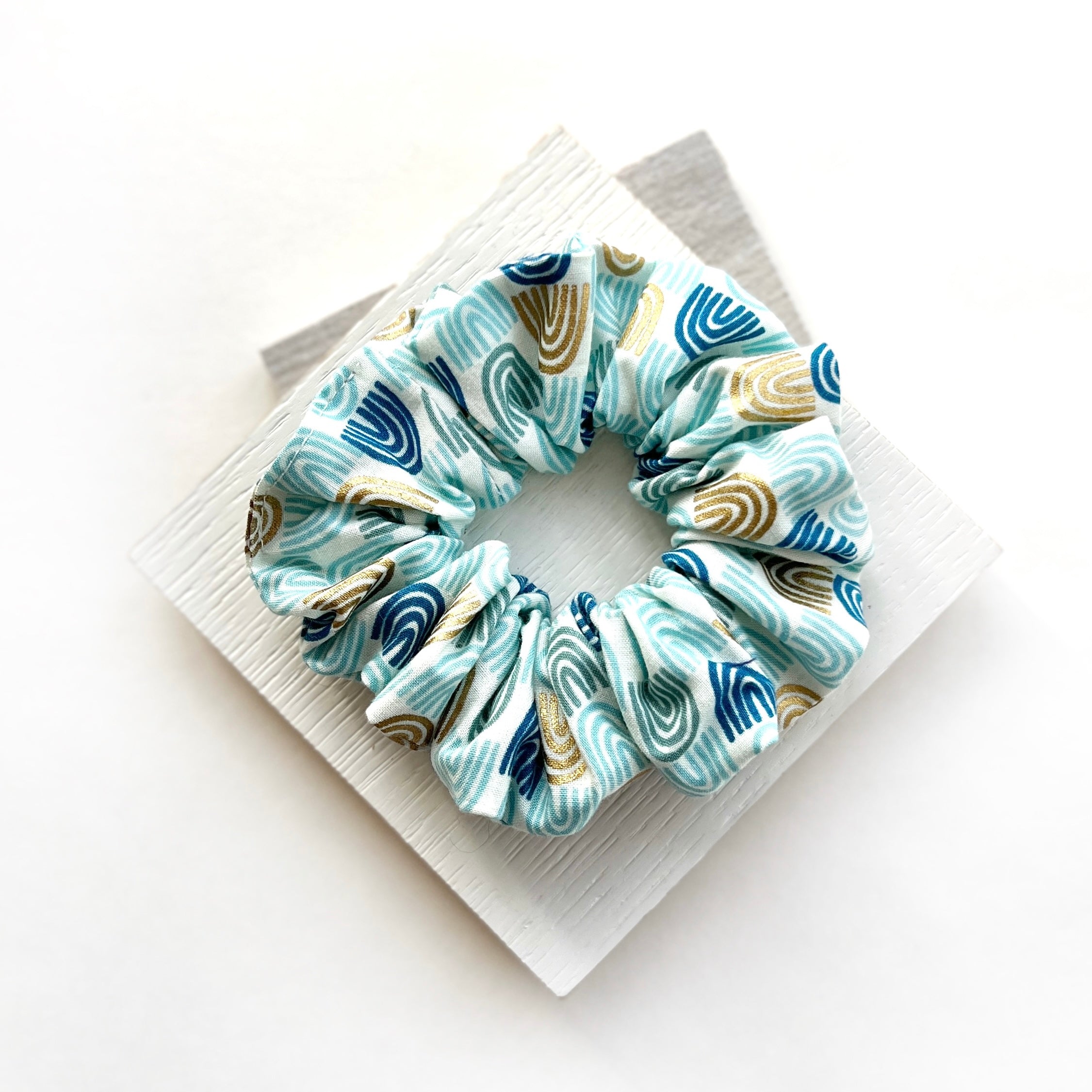 MIRA WAVES - Scrunchie // READY TO SHIP