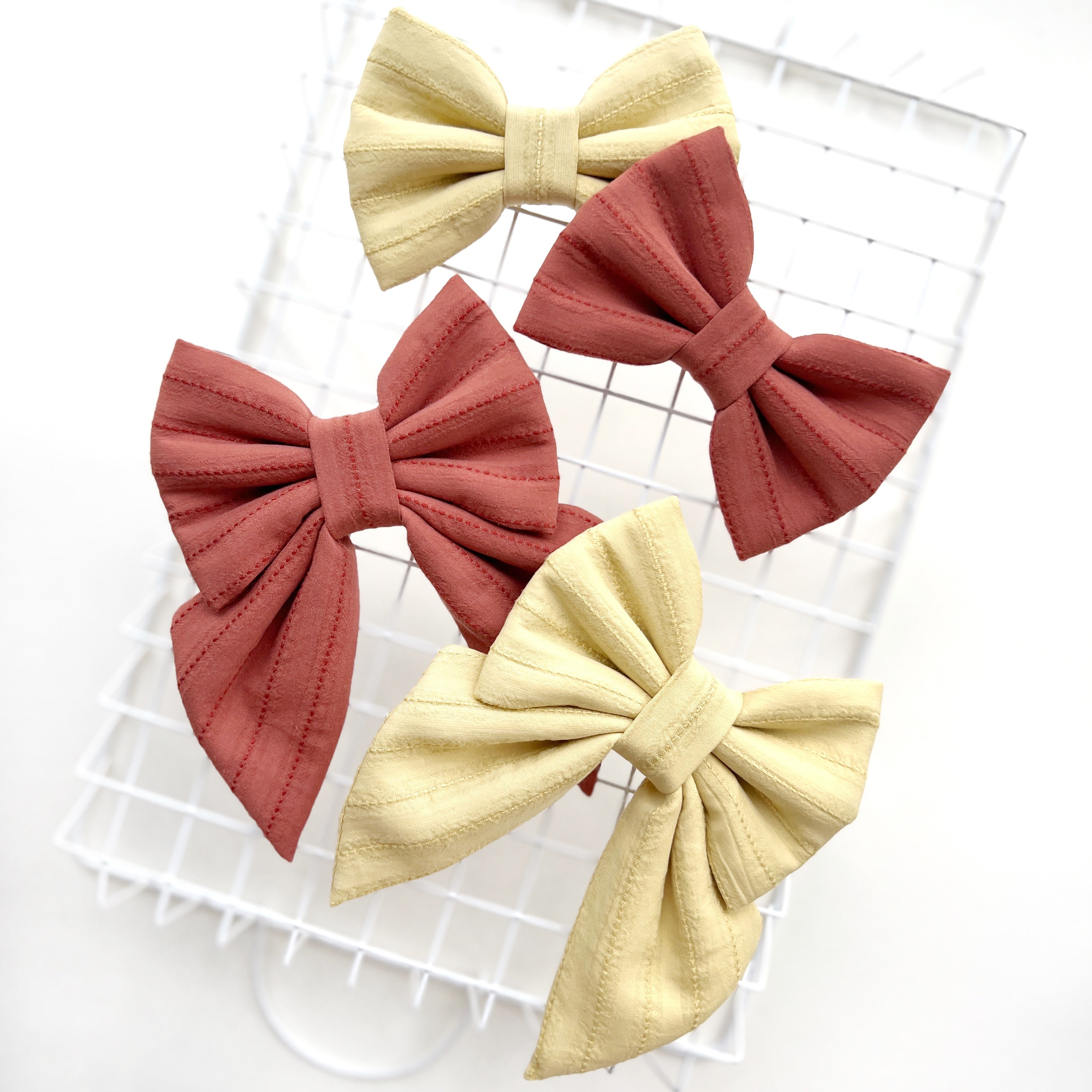 HONEY SYRUP - Sailor Bow Large // READY TO SHIP