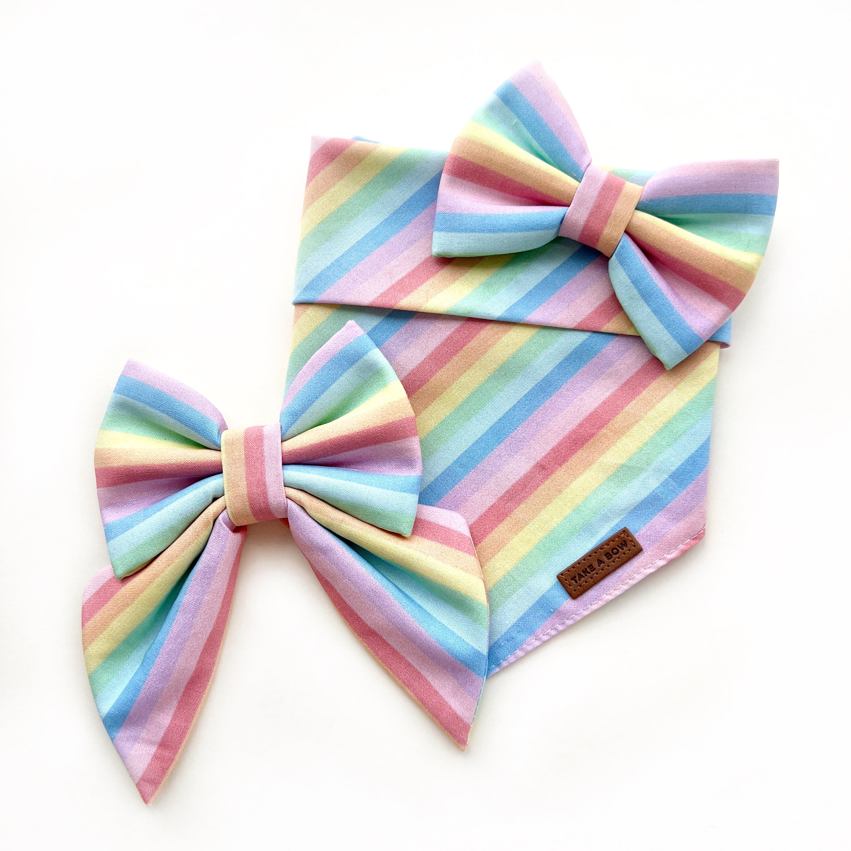 LOVE IS LOVE - BANDANA