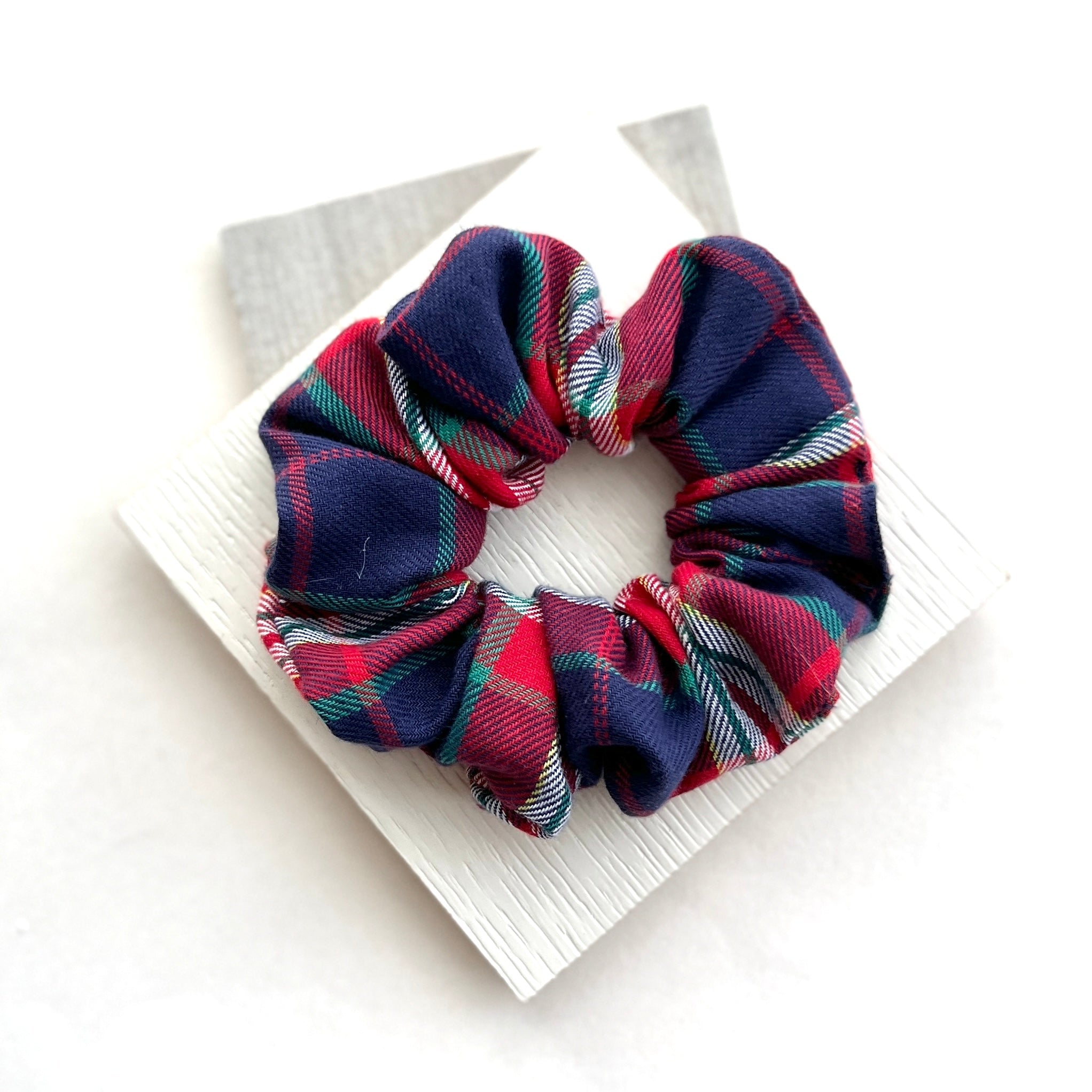 HELSINKI - SCRUNCHIE