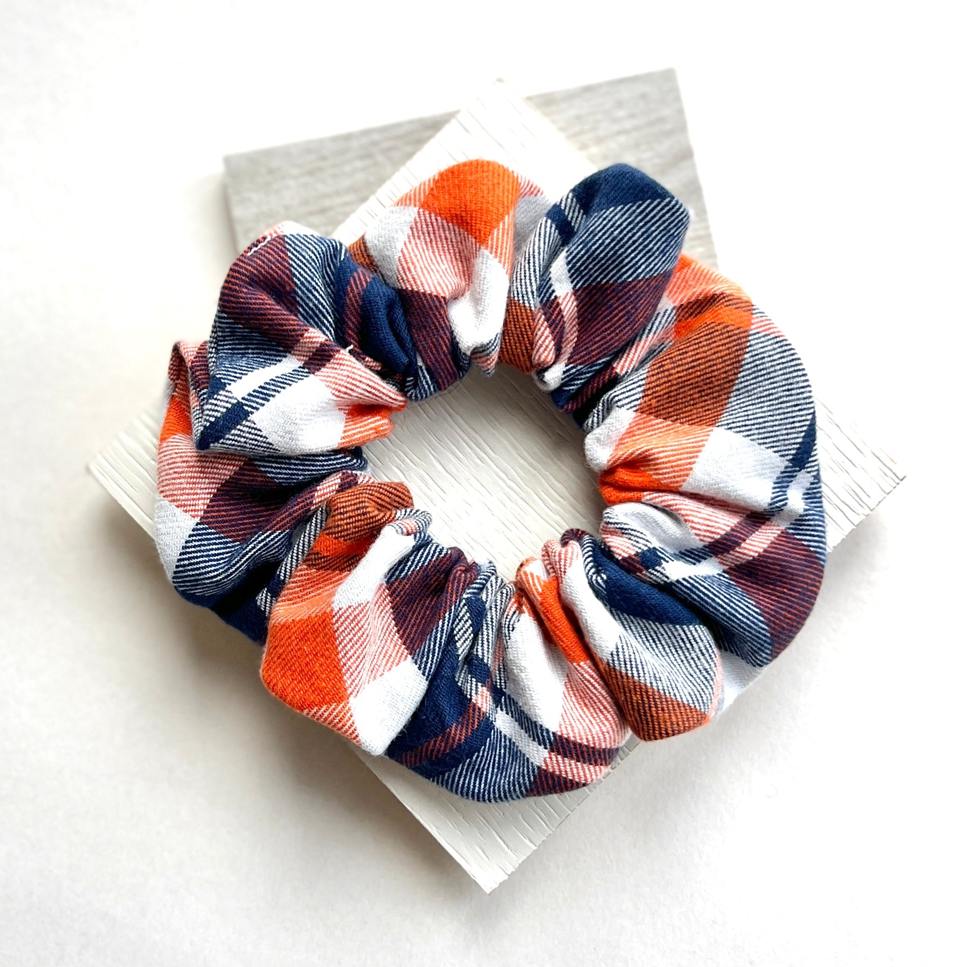ABU DHABI - SCRUNCHIE