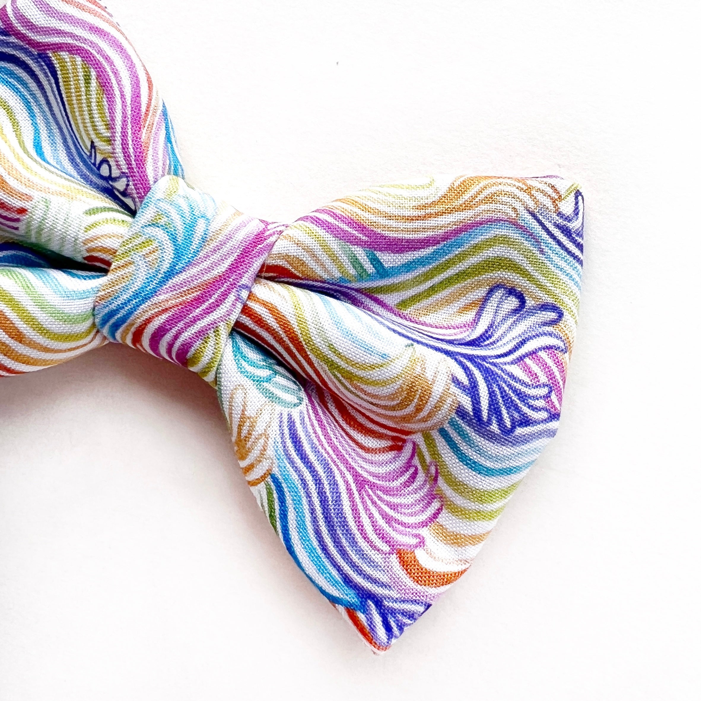 RAINBOW WAVES - SAILOR BOW