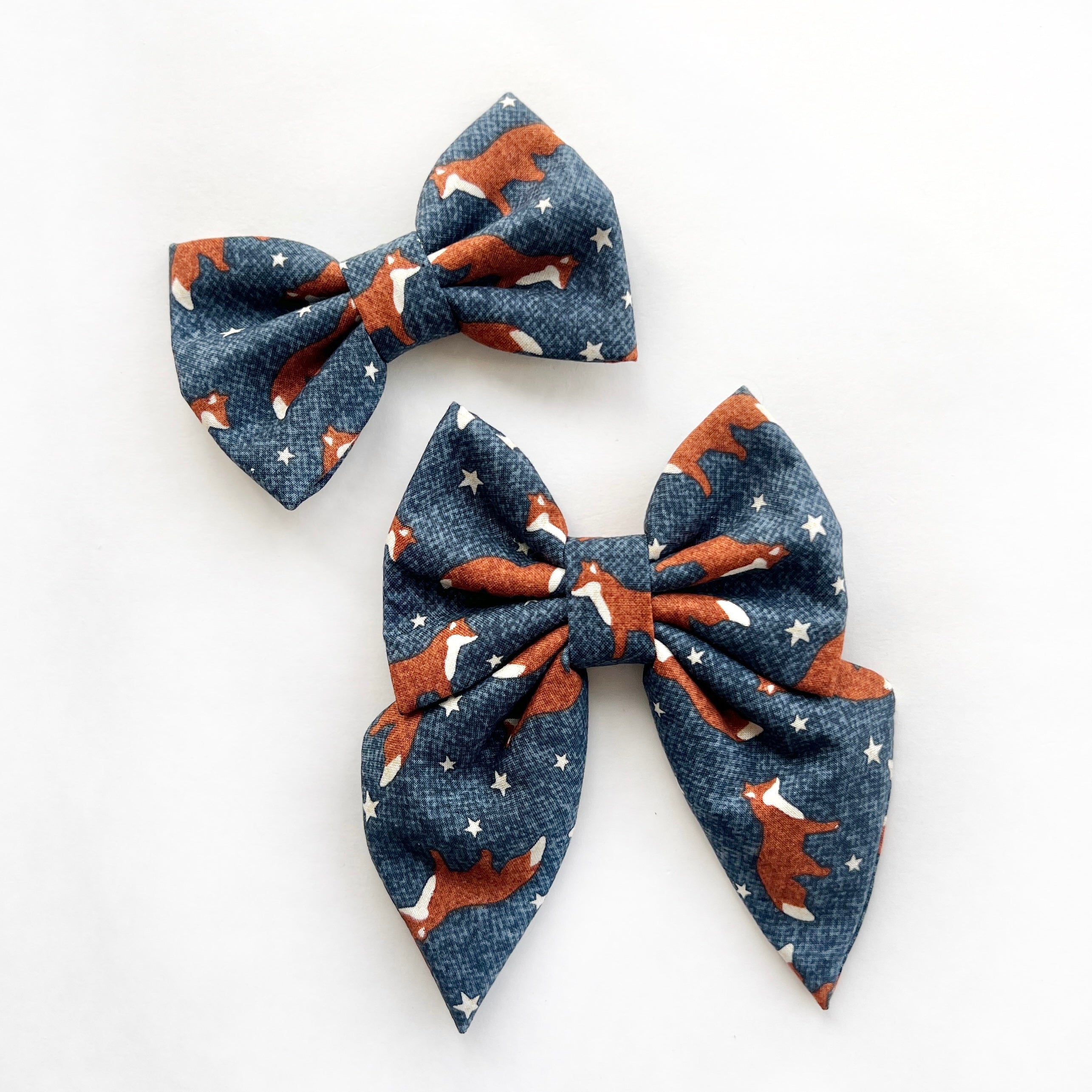 STARS & FOXES - Bowtie Standard & Large // READY TO SHIP