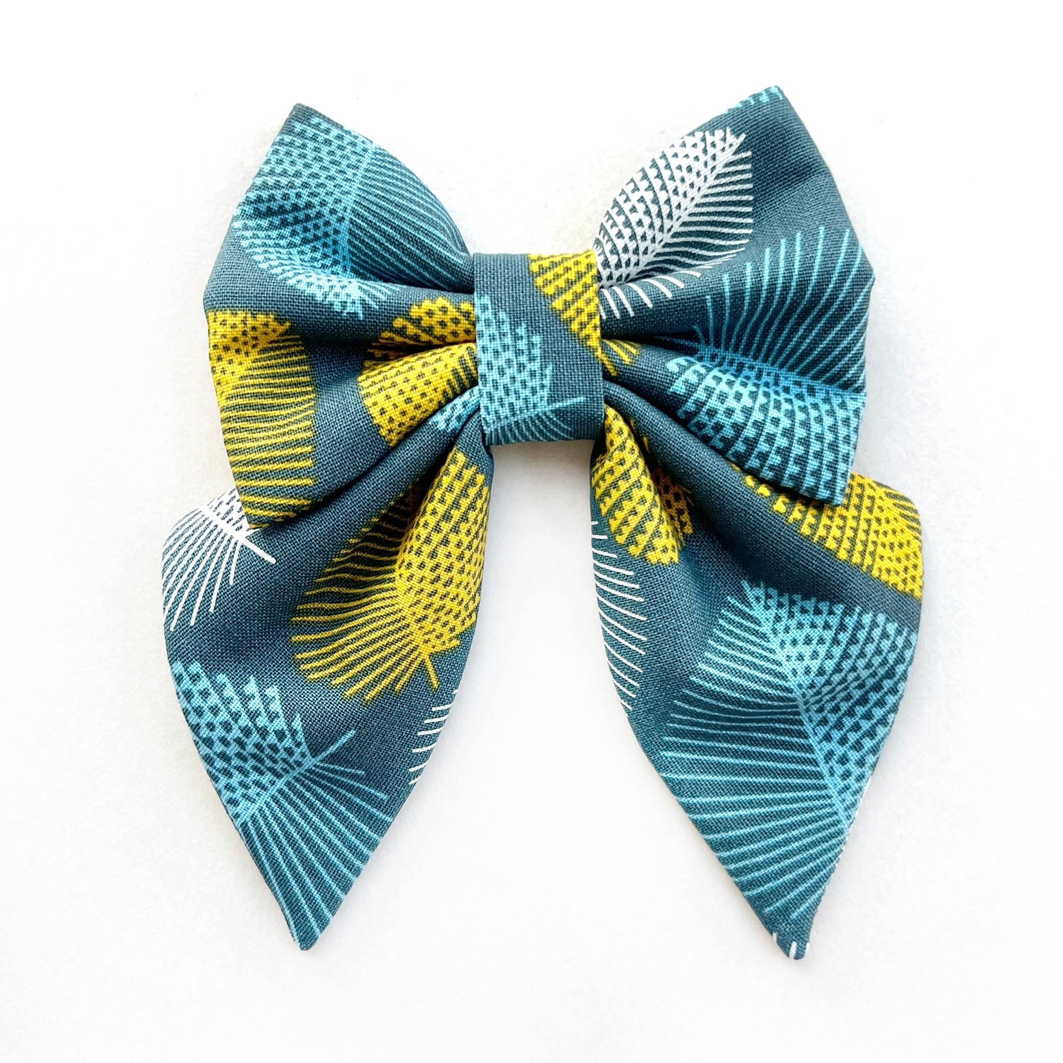 THE LAWN - Bowtie Standard & Large // READY TO SHIP