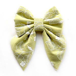 EMBROIDERY // EMILY - Bowtie Large & XL // READY TO SHIP