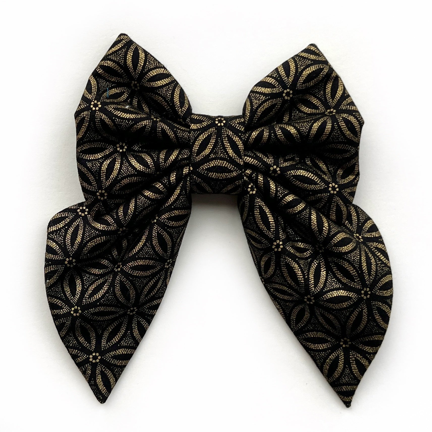 CLEMATIS NOIR - Bowtie Standard // READY TO SHIP