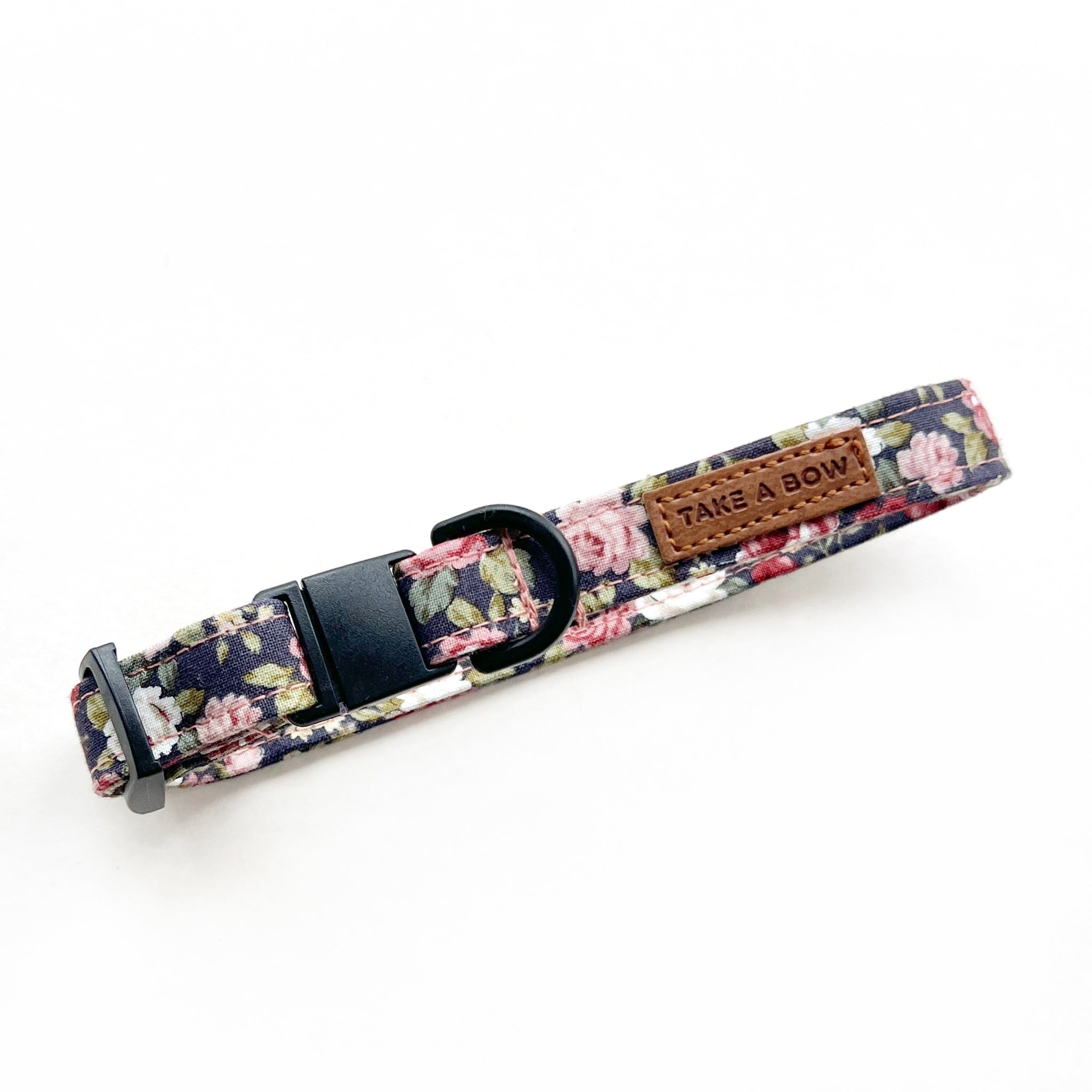 GRANDMA'S SOFA - CAT COLLAR