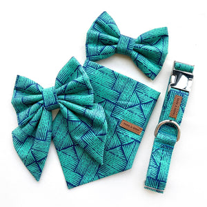 BARN GREEN - Bowtie Large // READY TO SHIP