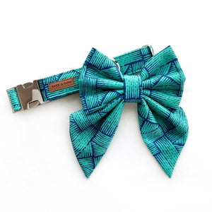 BARN GREEN - Bowtie Large // READY TO SHIP