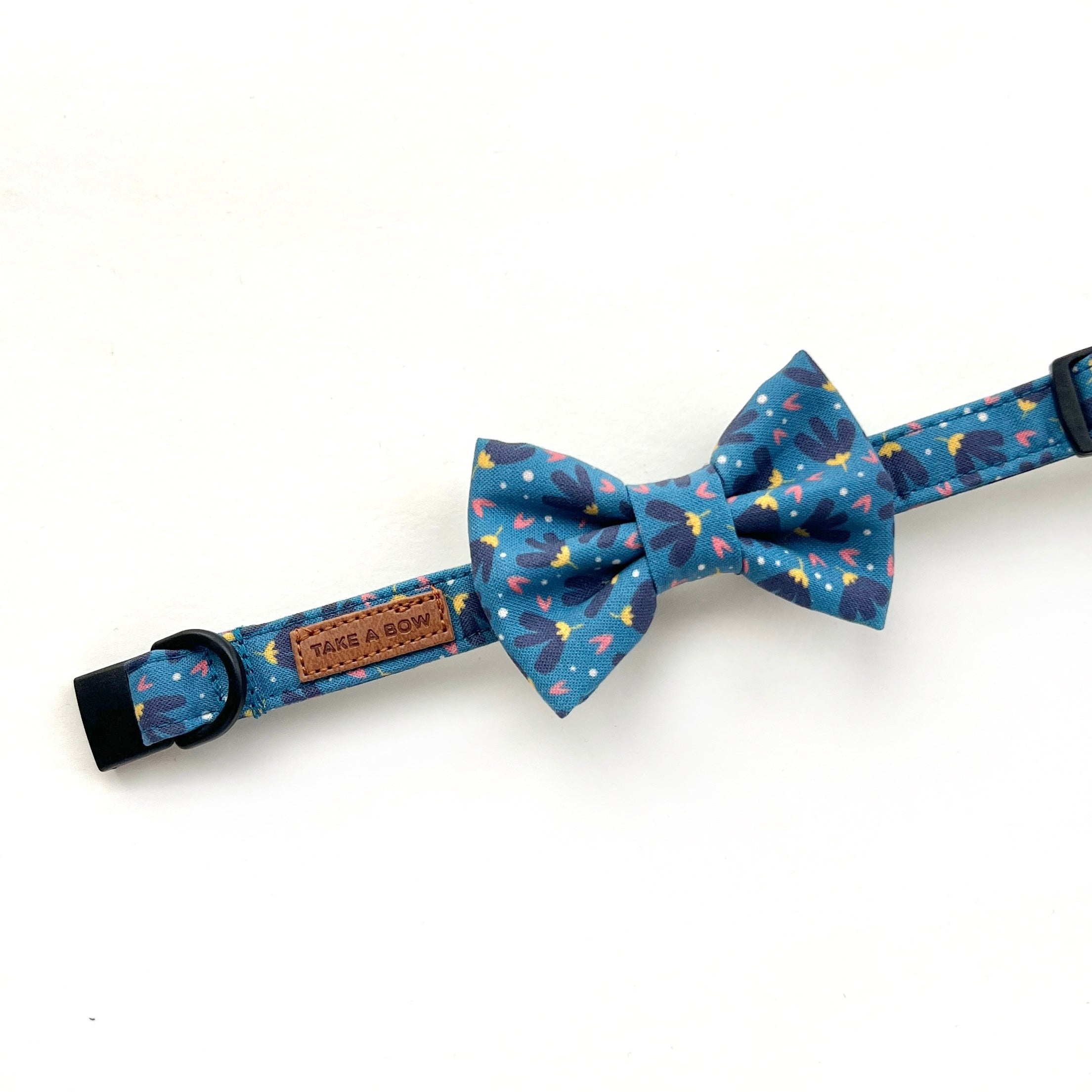 FLOWER POWER BLUE - CAT COLLAR