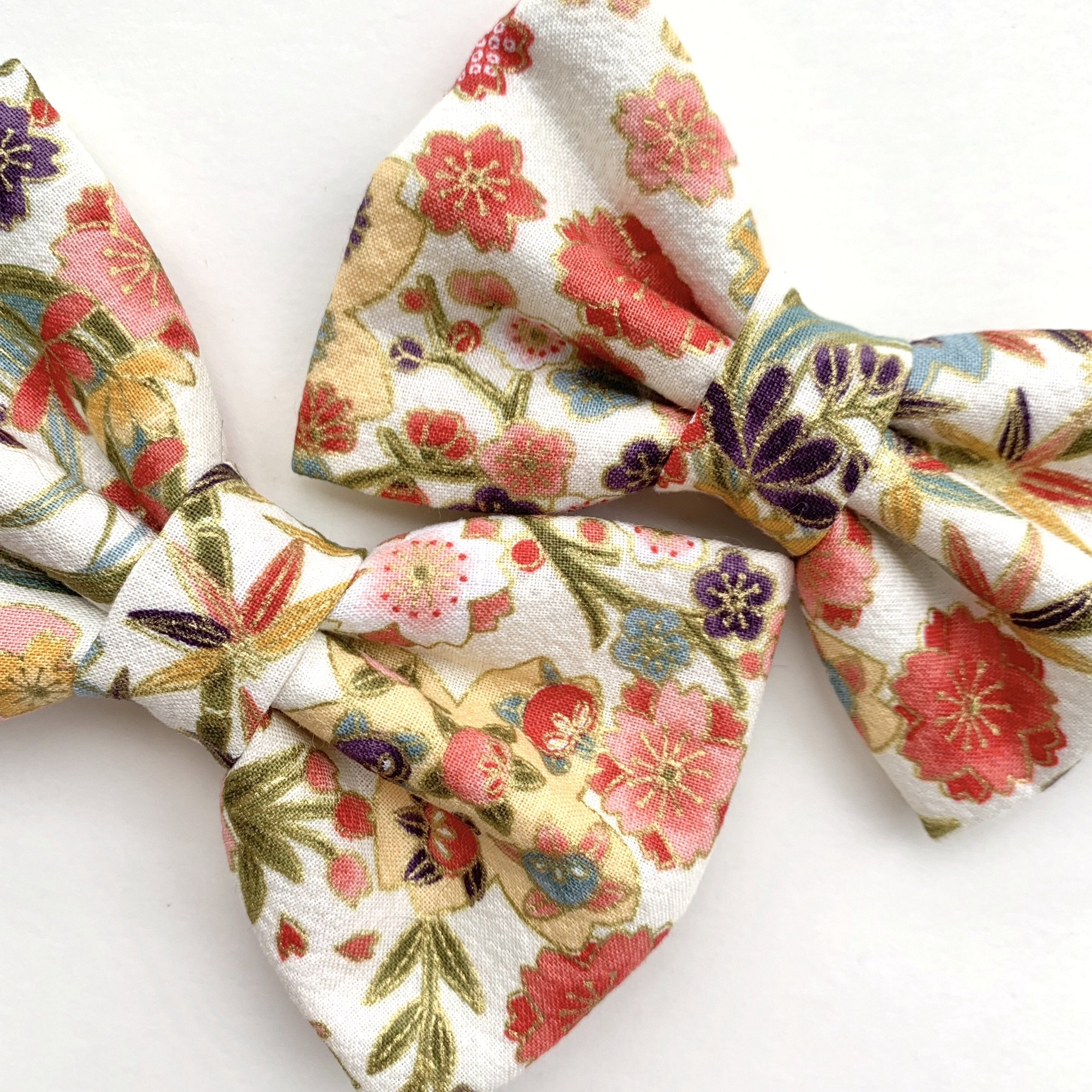 AKI AUTUMN - Bowtie Standard & Large // READY TO SHIP