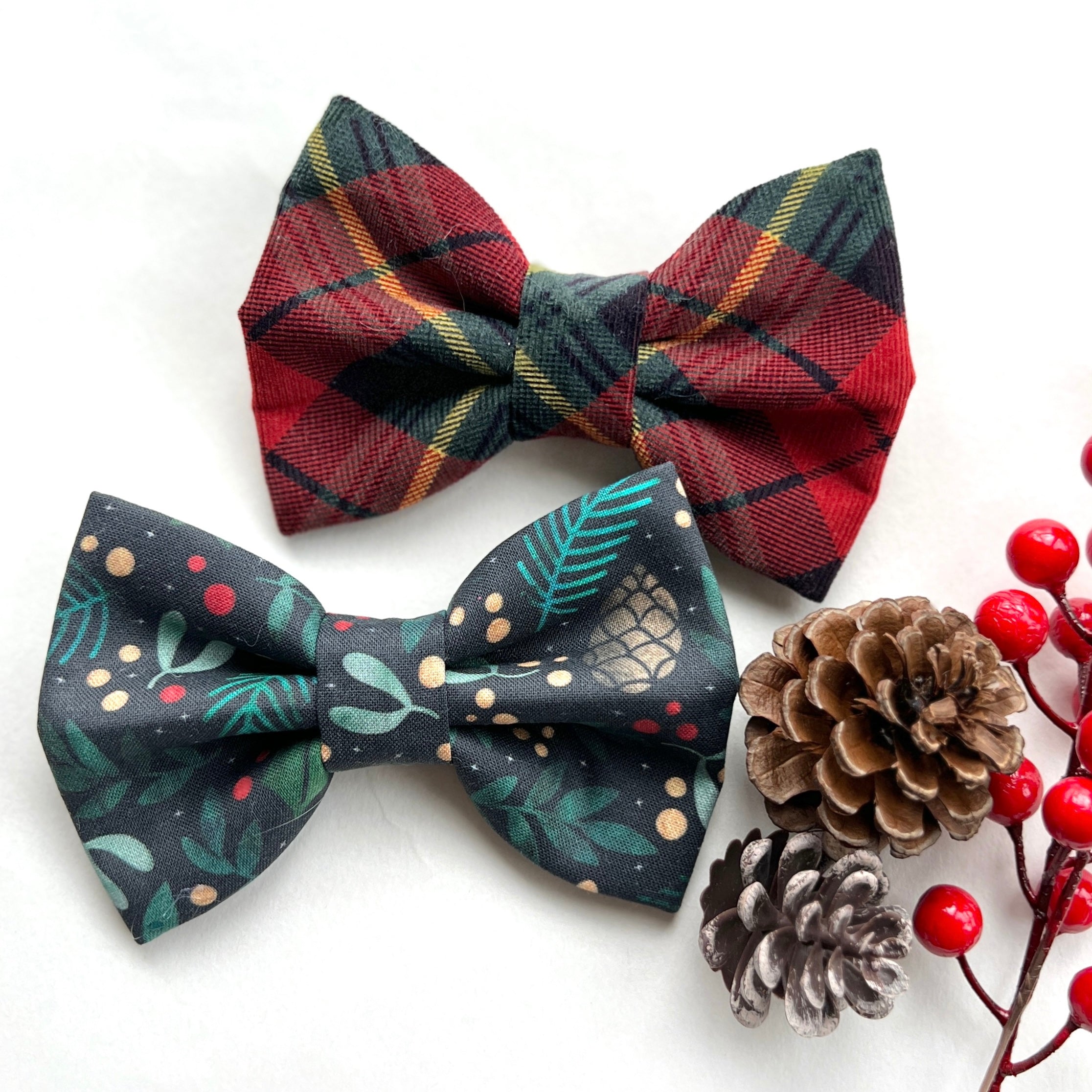 PINECONE - Bowtie Standard & Large // READY TO SHIP