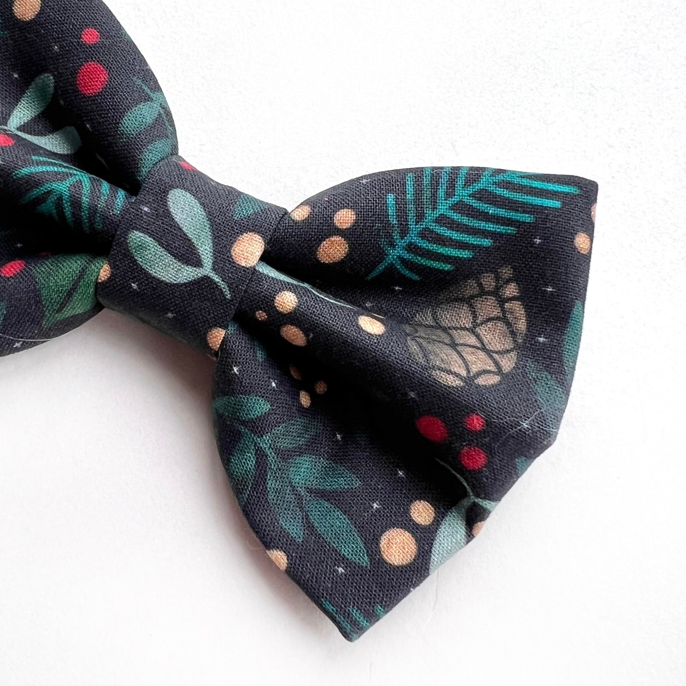 PINECONE - Bowtie Standard & Large // READY TO SHIP