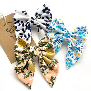 MYSTERY FLORAL BOW